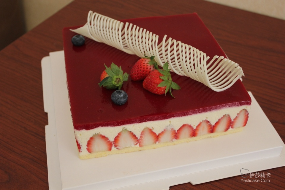 奶油里的草莓 - 乳酪小甜品 - 伊莎莉卡烘焙网