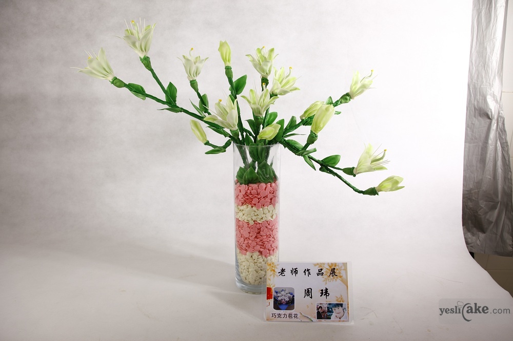 最牛逼的百合花——巧克力铲花
