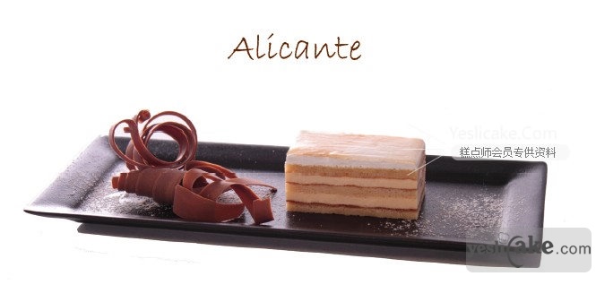 Torreblanca为酒店设计的最新盘饰甜点