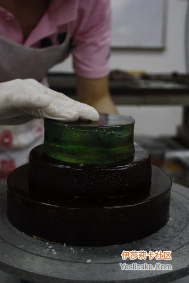 独家曝料：原来展会蛋糕是这样做出来的？