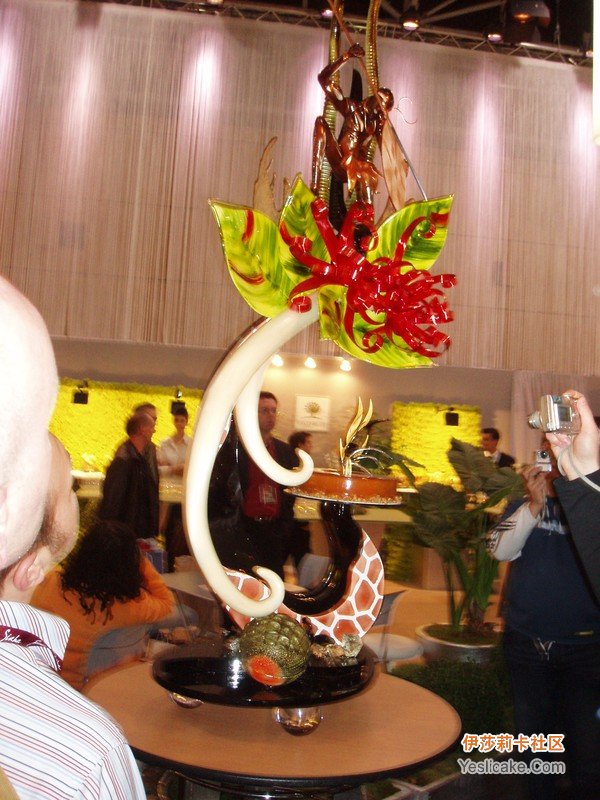  show pieces  art